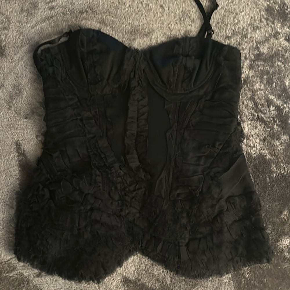 Beautiful black camisole new w/o tags size small